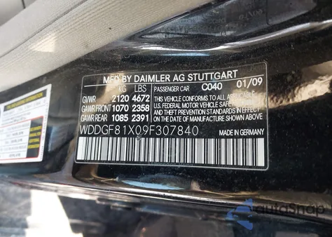 2009 Mercedes-Benz C 300 Luxury 4Matic/Sport 4Matic z USA, uszkodzony, nr VIN WDDGF81X09F307840